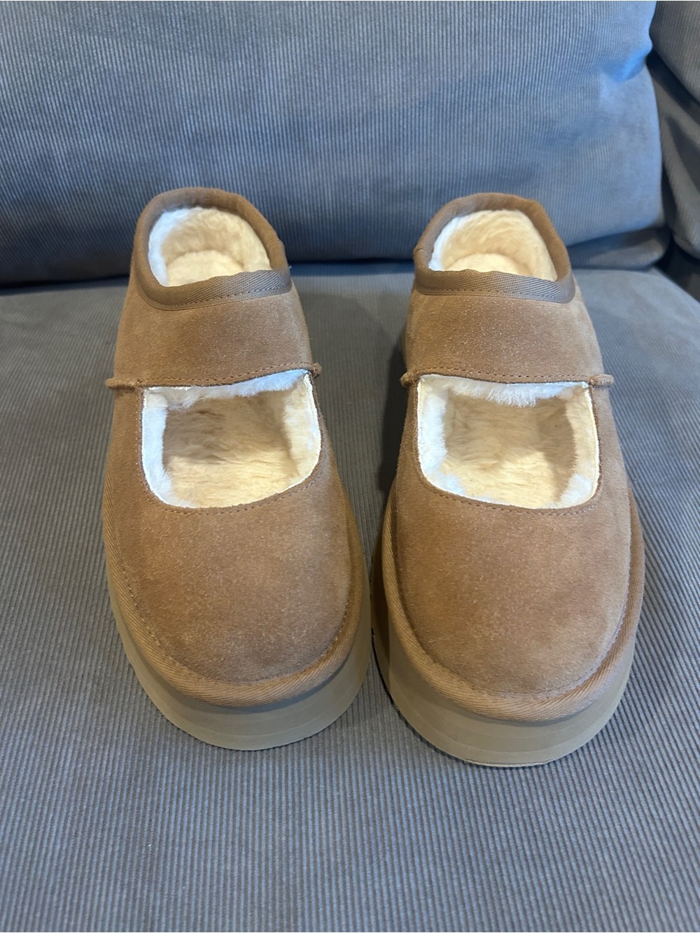UGG Mary Jane Shoes with Cozy Lining women SIZE 10